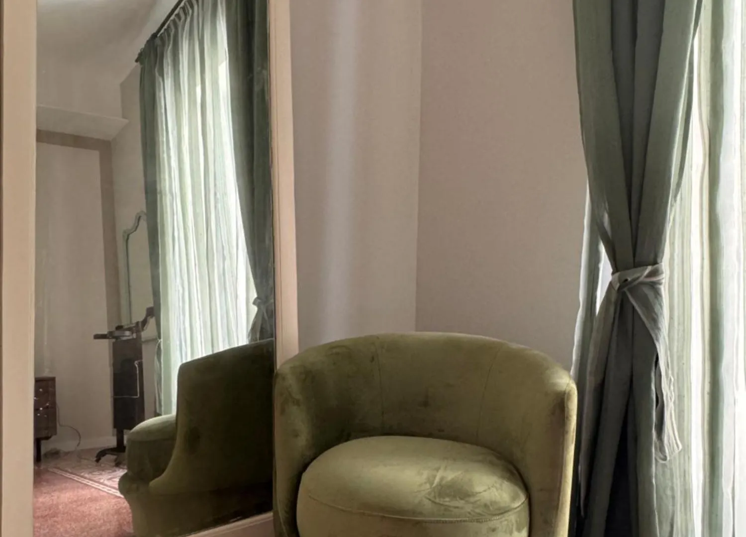 Luxury Cathedral Apartments 팔레르모