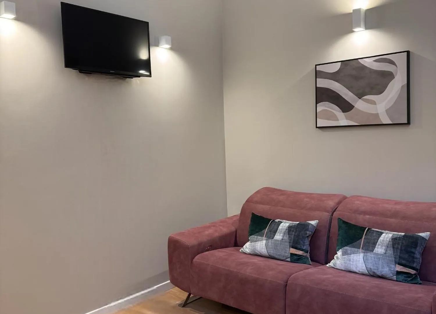 Luxury Cathedral Apartments 팔레르모