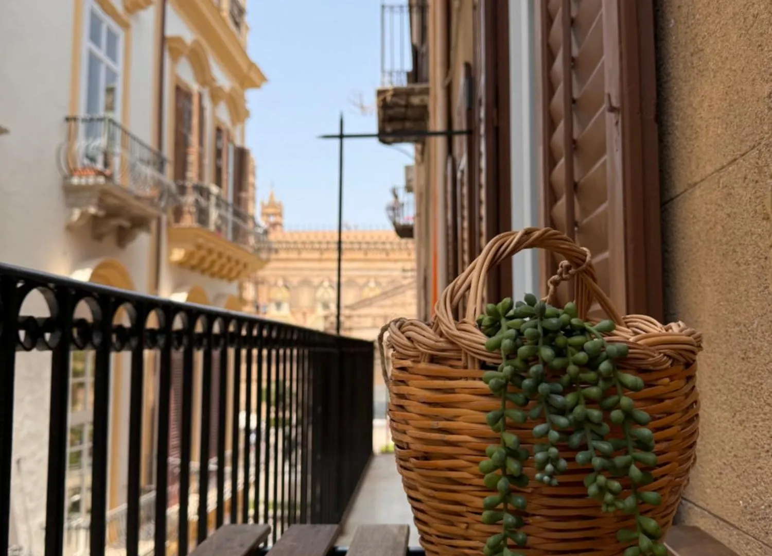 Luxury Cathedral Apartments 팔레르모