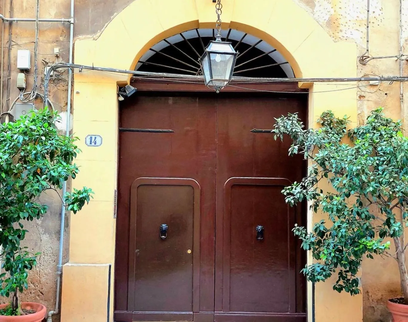 Luxury Cathedral Apartments Palermo