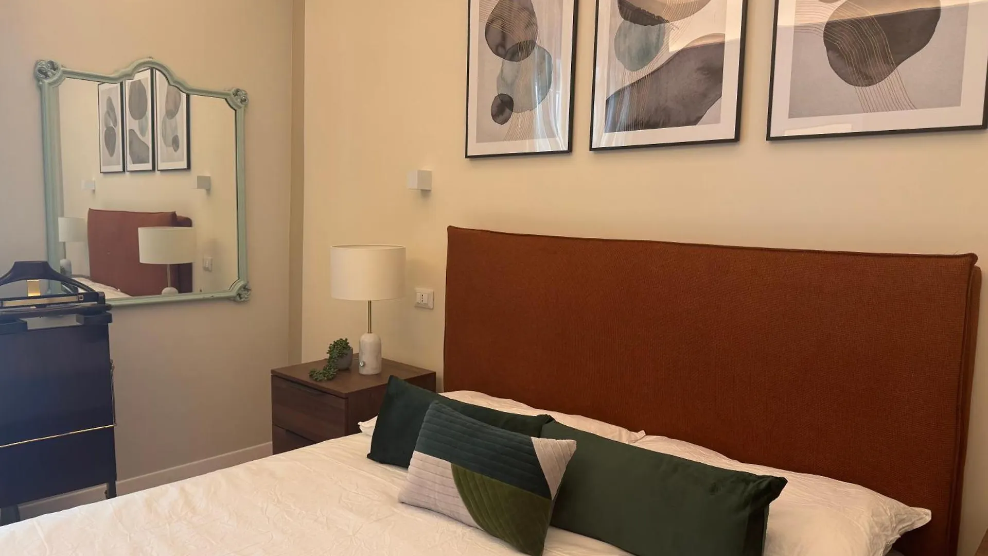 Luxury Cathedral Apartments Palermo