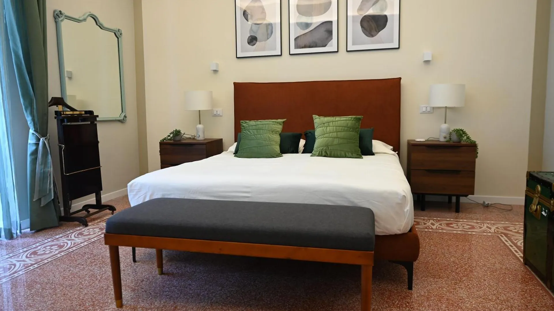 Luxury Cathedral Apartments Palermo 0*,