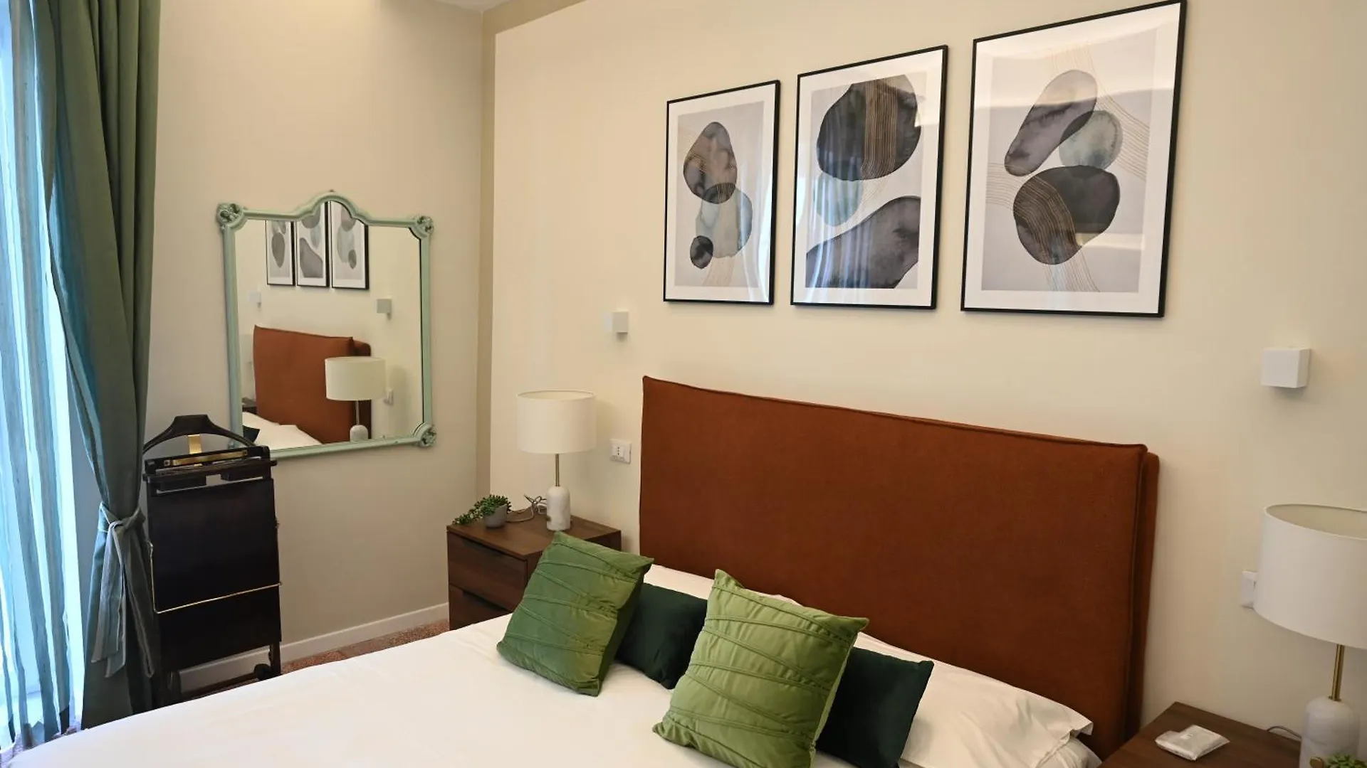 Luxury Cathedral Apartments Palermo