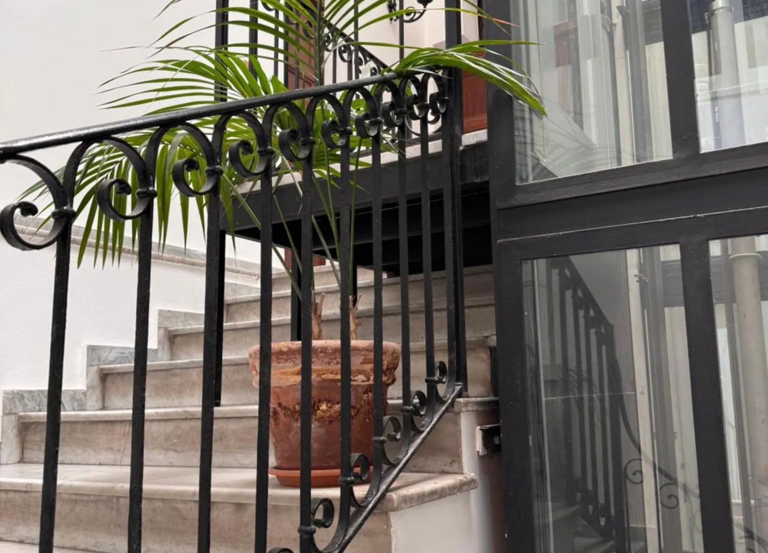 Luxury Cathedral Apartments Palermo